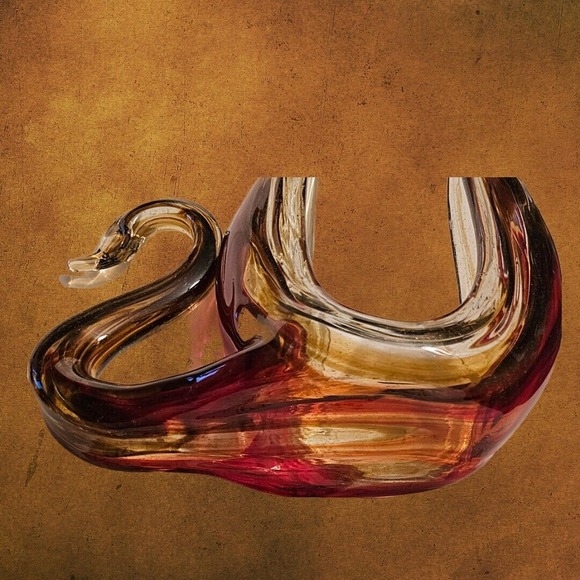 Art Glass Swan Napkin Holder Reds Browns Sooner Style Elegant Statement - Picture 7 of 11
